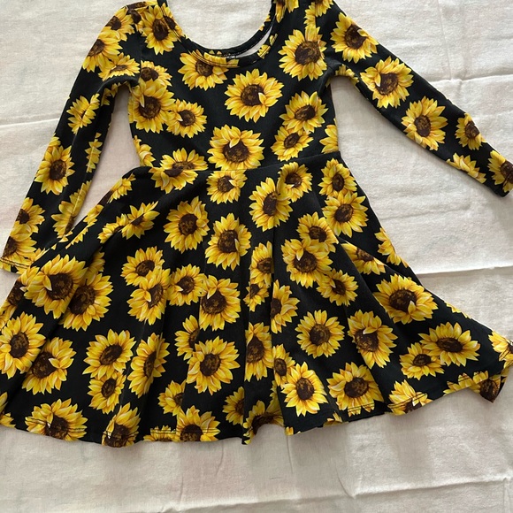Wild Rich Kids Other - Wild Rich‎ Kids Sunflower Dress